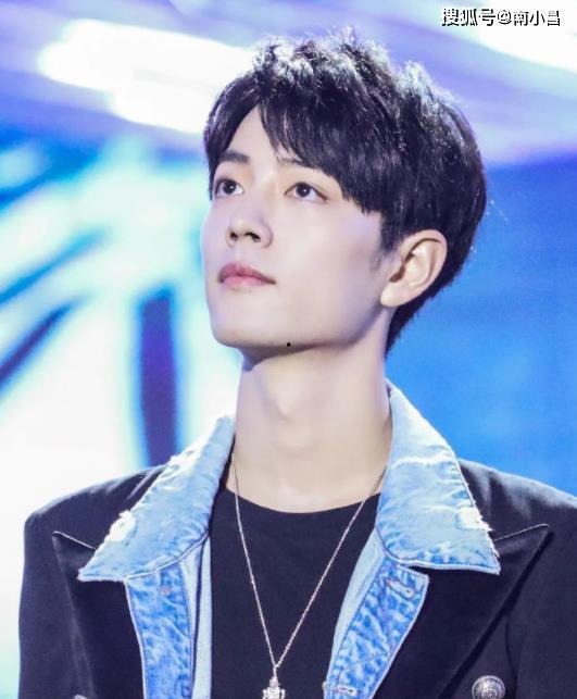 肖战娱乐八卦吃瓜圈内,揭秘吃瓜圈内的那些事儿